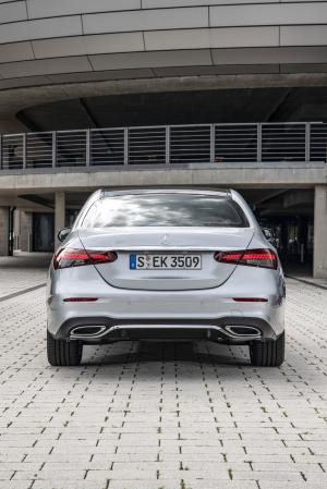 Mercedes-Benz E350 AMG Line 2020 года  (WW)